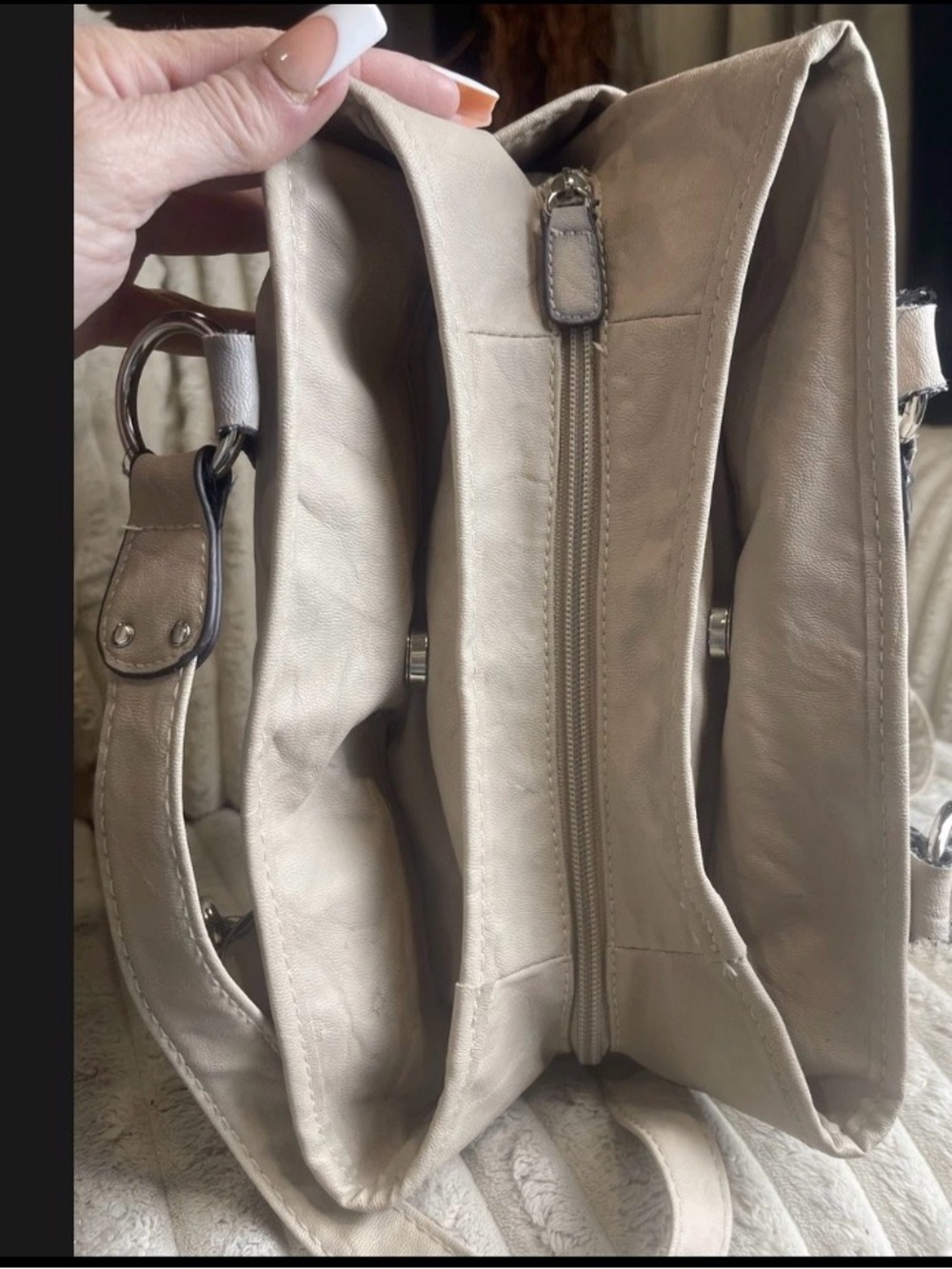 Rosetti Pebbled Leather Shoulder Bag Tote Ivory Silver Hardware Front Pockets - Picture 6 of 9